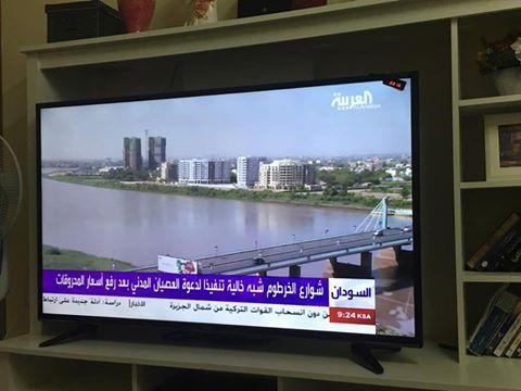 Gasem_Green's tweet photo. قناة العربية : شوارع الخرطوم شبه خاليه تنفيذا لدعوة العصيان المدني 
#العصيان_المدني_السوداني_في_يومه_الاول
#عصينا
الى اليوم الثاني بكل الفخر https://t.co/fQAswy6uZv