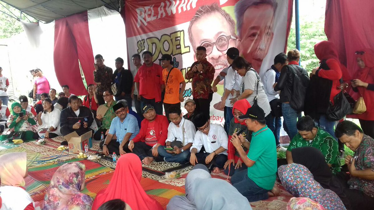 danielNgolan's tweet photo. Pospera kawal Rano di Kota Tangerang
@ahmad_yuslizar @DpdPospera @posperatangsel @Posperakota_tgr @AndiErsyad @sofiyaNotes  @ranodoelkarno https://t.co/oofi6aC31U