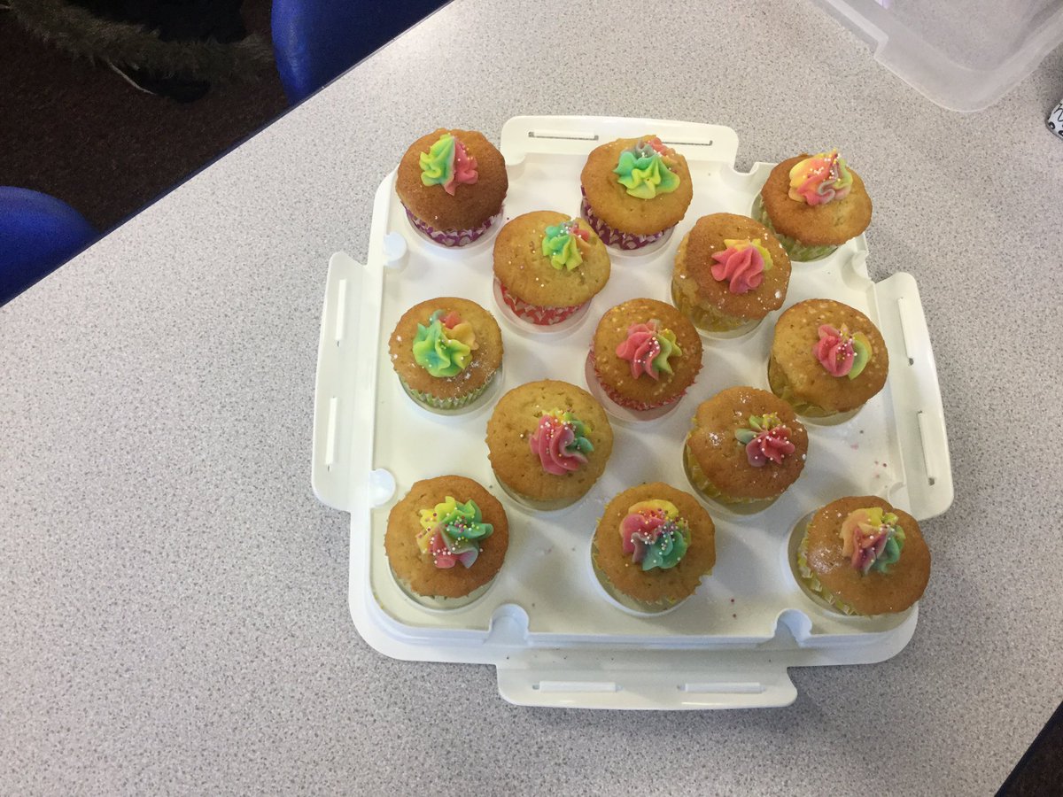 NewnhamHistory's tweet photo. English meets music and food tech. Great effort with oral presentations 7C https://t.co/psGL511mIr