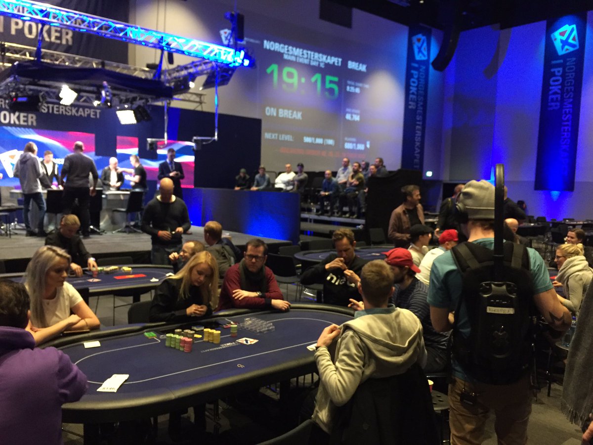 PokerNorge's tweet photo. Det er klart for et STJERNESPEKKET #ViMennInvitational. Anbefaler alle å skru på TV2 Sportskanalen. #2poker #pokernm https://t.co/2OiN1N1w3Q