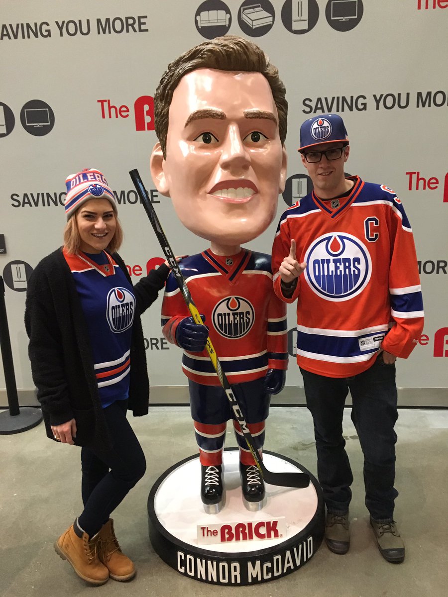 gruvpix's tweet photo. Game day. #brickbestseats @thebrick @EdmontonOilers https://t.co/FqmxquuQ5F