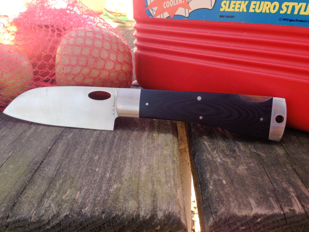 AGRussellKnives's tweet photo. The A.G. Russell Folding Cook's https://t.co/u4vvukXHrq
#foldingcooksknife #agrussell #chefknife #bigfolder #picnicknife #bbqknife https://t.co/SoHQ0gWBOR