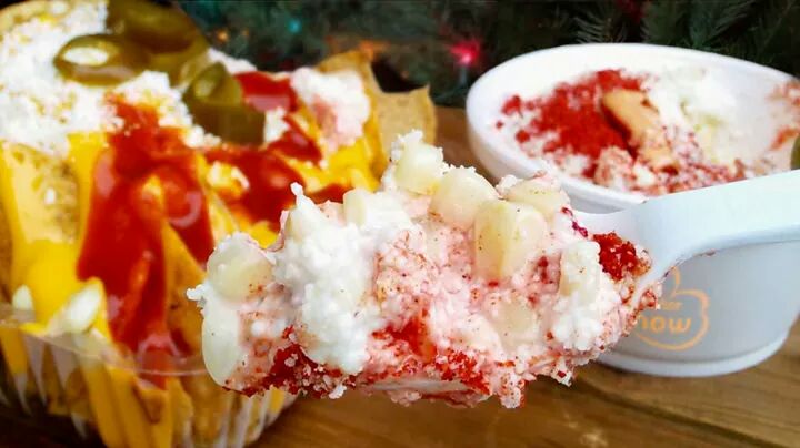 SenorSnow's tweet photo. Get your fat pants ready🎅 https://t.co/ovdTr8ZF6Z
