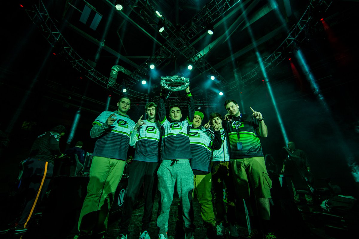 GearsEsports's tweet photo. CONGRATULATIONS to the $300,000 #GearsProCircuit @MLG Columbus Open Champs @OpTicGaming! GGs to @TeamEnVyUs who put up an incredible battle. https://t.co/j3Lqicm4ef
