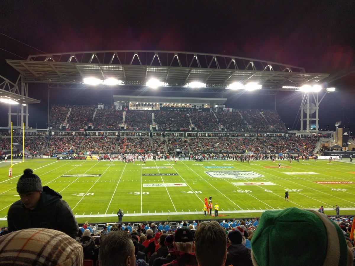 TwaitforitPyper's tweet photo. At the GREY CUP!! #GreyCup #GC104 https://t.co/nCLmXeuNej