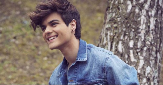 TeamLBDAM's tweet photo. Su sonrisa 😍💘
~Joe ✌ https://t.co/anwlEJ9vhf