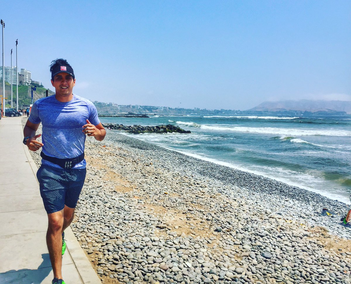 PabloUlloa038's tweet photo. Cerrando la semana como se debe. Sumando km's para el #ChallengeElComercio y para el #DesafioNike. #yoelegicorrer #corrermehaensenado #peru https://t.co/r7NwewZpBw