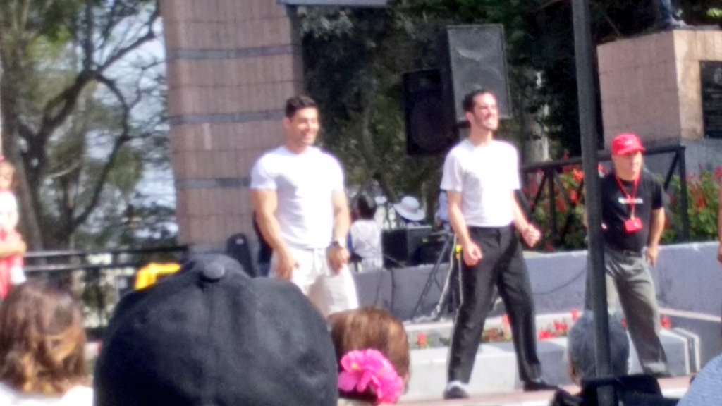 GiulissaV's tweet photo. @sebaslizar  bailando 🙋😁 https://t.co/VbQxNrvgMM