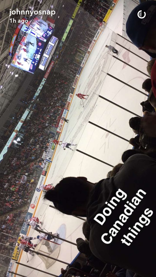 JohnnFan004's tweet photo. @johnnyosings @johnnyosings @johnnyosings THIS IS CRAZY!! THIS IS MY HOMETOWN! ID RECOGNIZE THIS ARENA ANYWHERE!❤️ https://t.co/ZWL9oTwEUM