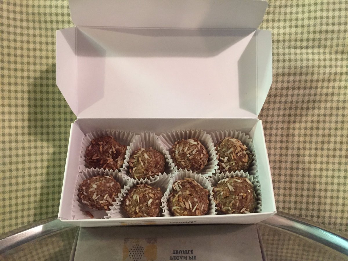 Nutz4Cookies's tweet photo. place your orders for all of your holiday needs!  Contact me for local delivery near Clinton, NJ custom orders welcome! #nutz4cookies.com https://t.co/iz88OoRPgX