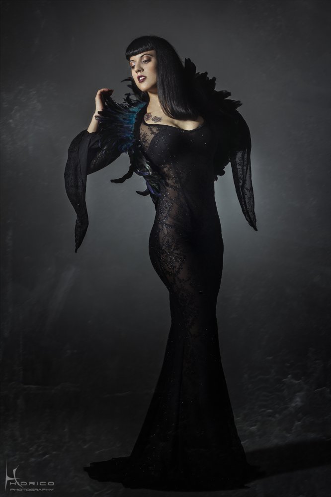 How to be glorious and sexy by the newest seller on IAMA
iamattitude.com/avalon-saez-fa…

#altfashion #marketplace #beauty #alt  #goth #glorious
