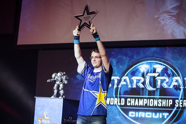 ESPN_Esports's tweet photo. Through @DeepMindAI, @StarCraft esports may contribute to futuristic technology that impacts the world.

https://t.co/uGHnxD1Nuk https://t.co/S2sB9Q4GZS