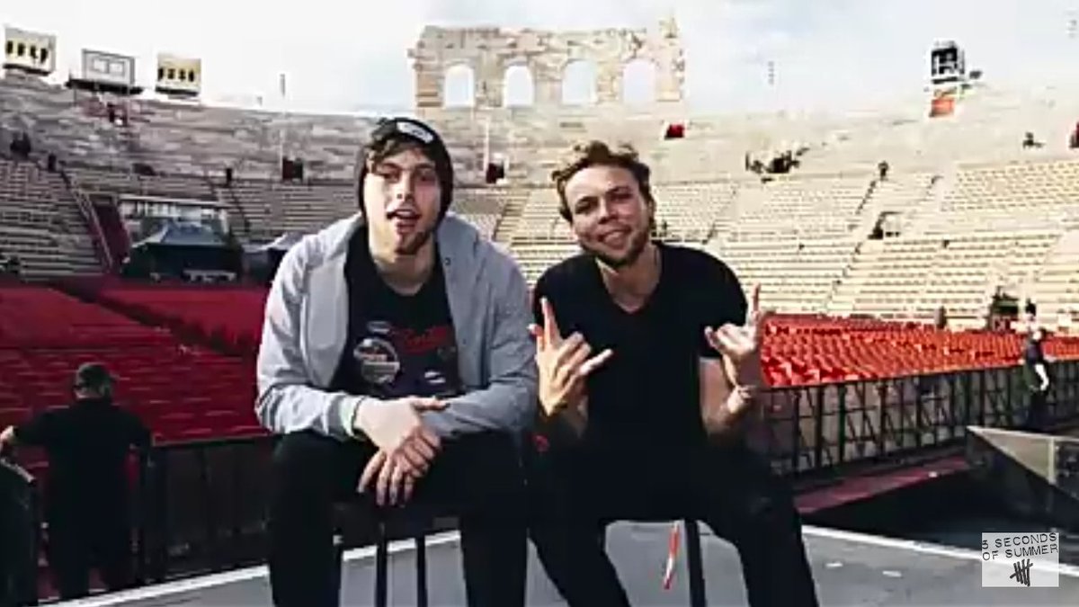 noemideluca0048's tweet photo. I realy miss this tour! Can't wait to see you againโค #verona #SLVL @Michael5SOS @Luke5SOS @Calum5SOS @Ashton5SOS @5SOS @Chicca_4ever1D https://t.co/8Uzh56tXBM