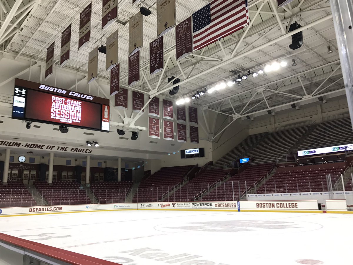 GopherHkyEquip's tweet photo. Good Day from Boston College https://t.co/jIGprDVwDC