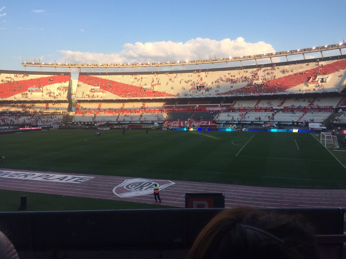 SoyQuemeroTV's tweet photo. Nos vamos con una impotencia y bronca increíbles. Como la de todos ustedes. La seguimos desde las 20 en @Late931Oficial https://t.co/JghWgFoAem