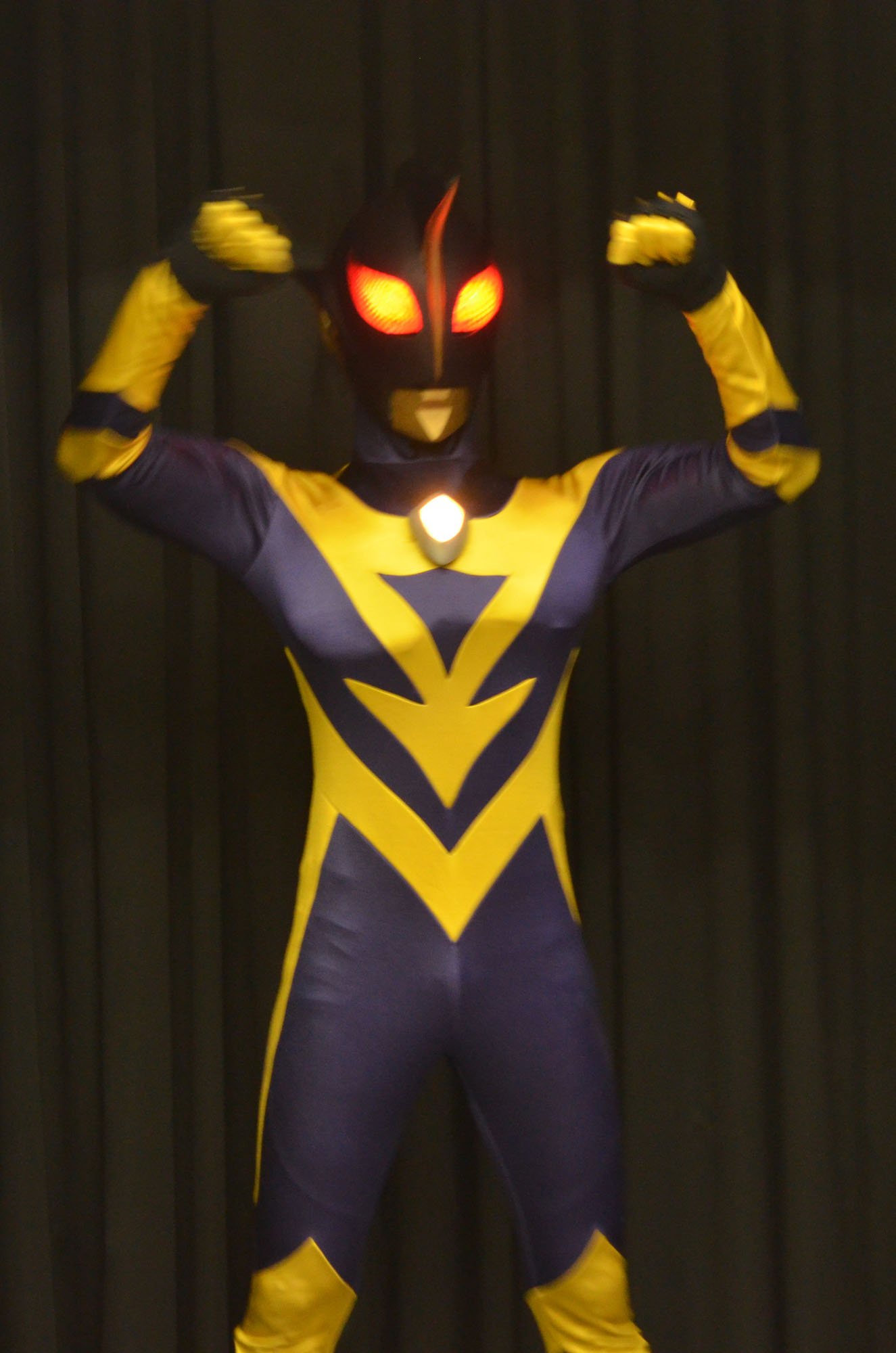 Maxxam ウルトラマンスタジアム 11月26日 Vsバトル撮影会16第11弾 ウルトラマンゼアスｖｓウルトラマンシャドー ウルトラマンシャドー登場 最強の敵は ウルトラマンだ レディベンゼン星人が製造した対ウルトラマンゼアス用戦闘ロボット それ