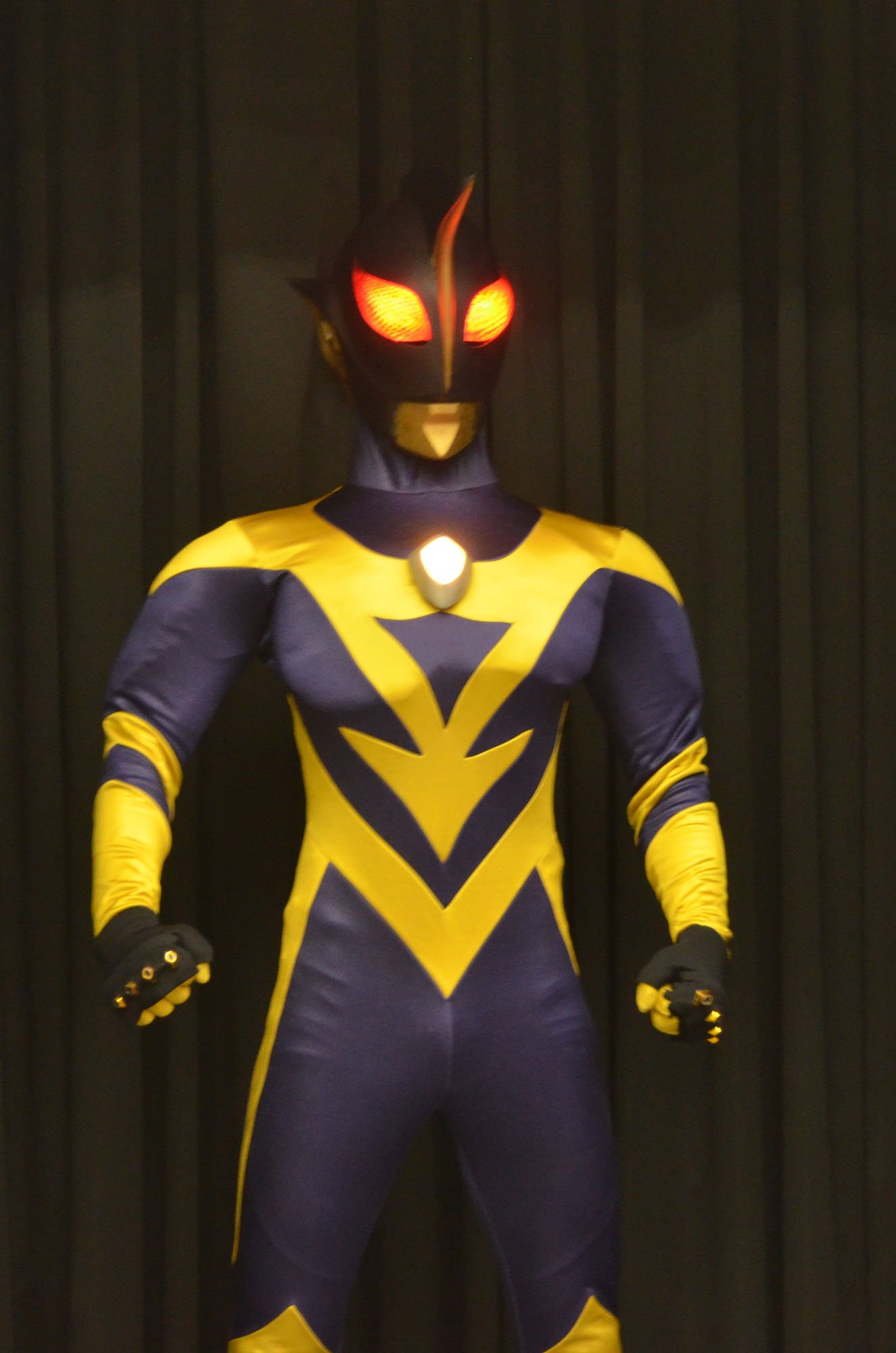 Maxxam ウルトラマンスタジアム 11月26日 Vsバトル撮影会16第11弾 ウルトラマンゼアスｖｓウルトラマンシャドー ウルトラマンシャドー登場 最強の敵は ウルトラマンだ レディベンゼン星人が製造した対ウルトラマンゼアス用戦闘ロボット それ