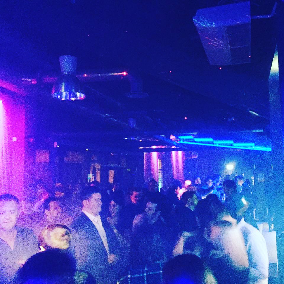 CityFalkirk's tweet photo. It's nearly time for another amazing #TradeSunday here at City! Even if you're skint, it's free entry before midnight and drinks from Β£1.50! https://t.co/PynTrP24Lf