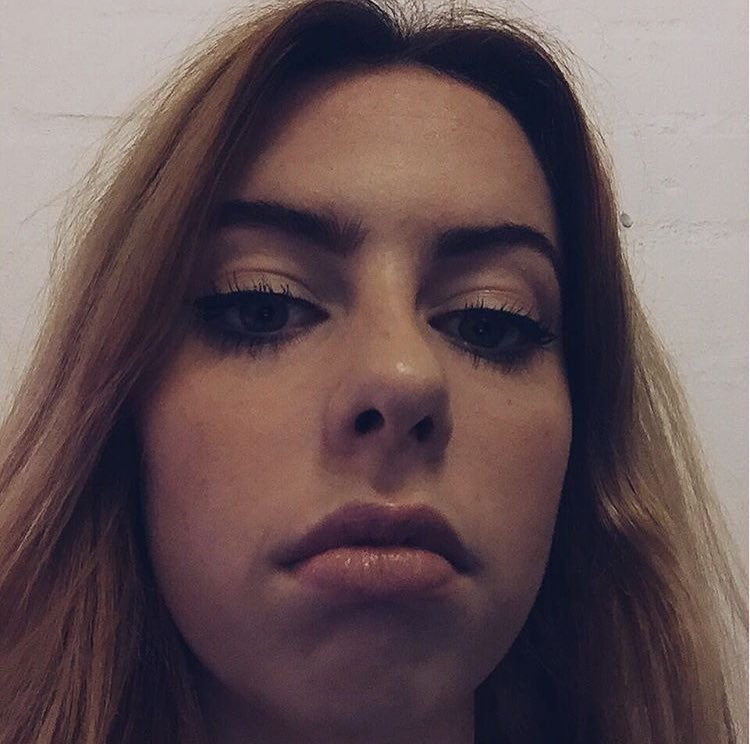 when I'm cute but no one is talking to me.