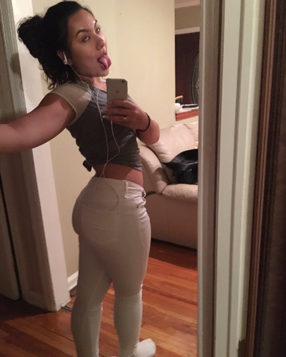 MS.PLAYTOOMUCH on X: did someone say #thickashellchallenge HELLO? time to  shine t.coLlYAVk9IYa  X