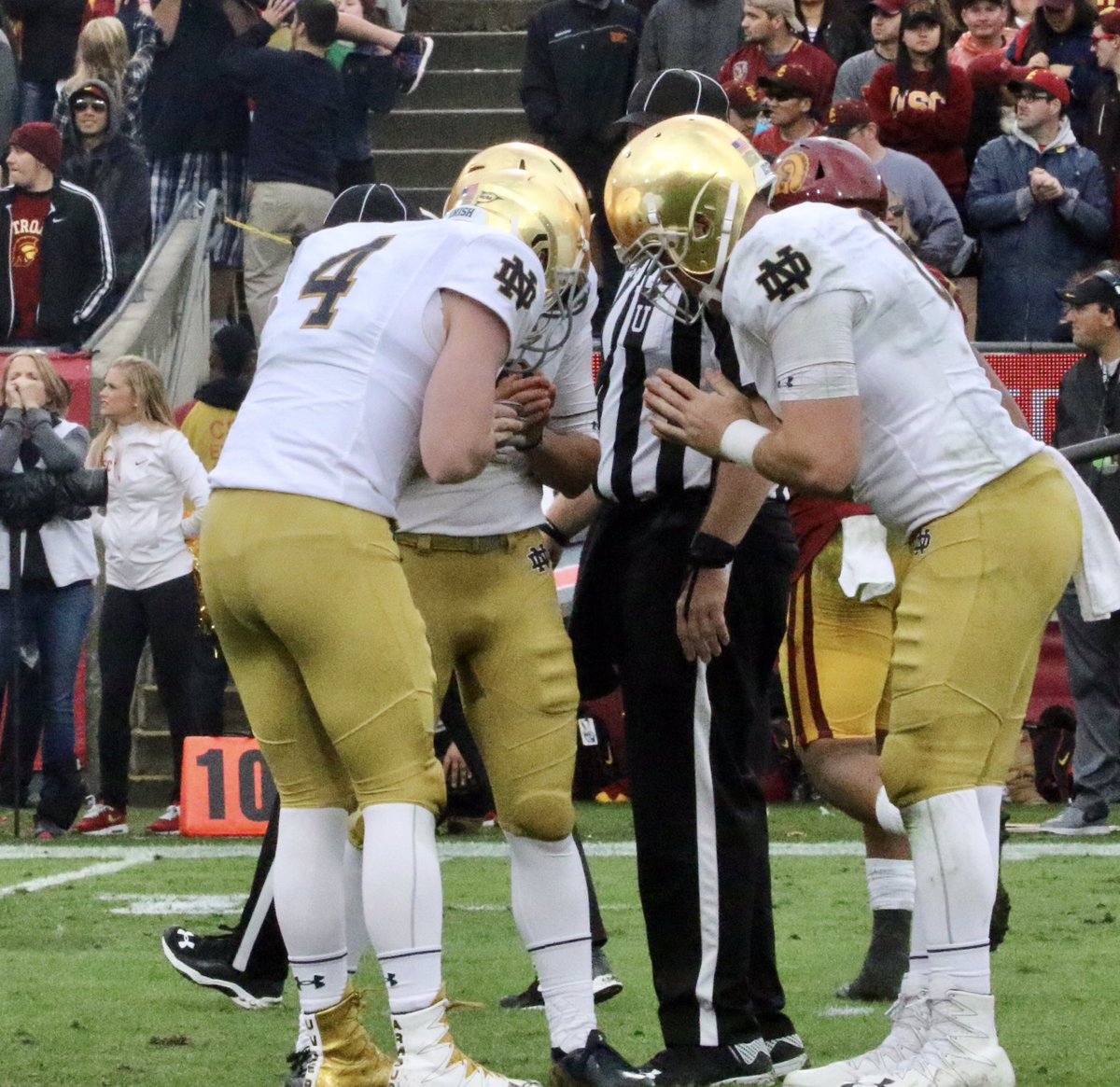 TNNDN's tweet photo. Yesterday was the last game for probably one of the best long snappers @NDFootball has ever seen. Thanks @sdaly61. https://t.co/UXCXI0x3CN