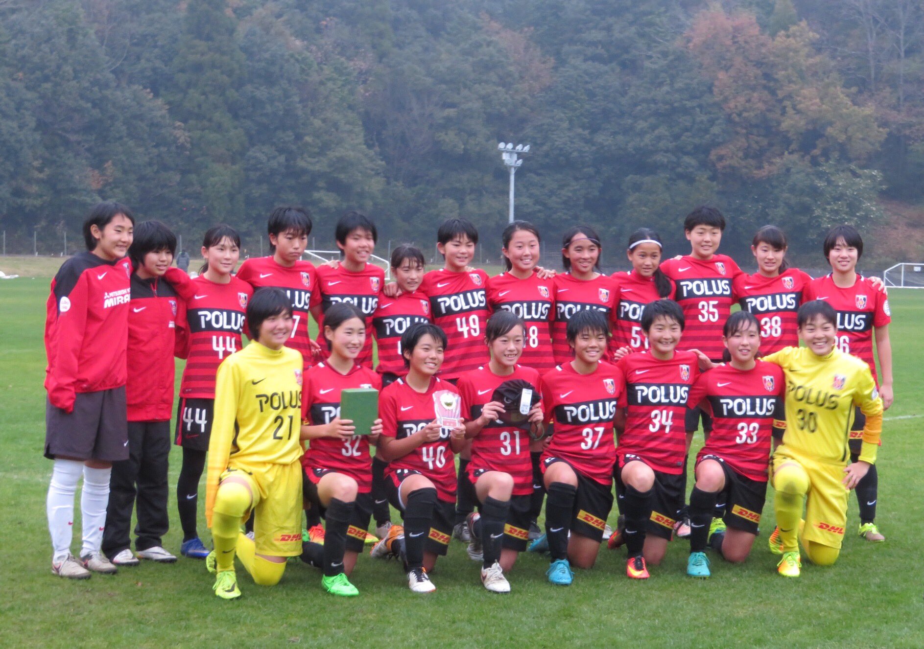 توییتر K Ozaki در توییتر 浦和レッズレディースジュニアユースはプライベート大会のアルビンcupに参加 2日間4試合を終えて優勝 1 2年生のみのチームで初タイトル 試合中の声も大きく出るようになりまとまってきた様子 生命線は前からの守備 これからも助け合い