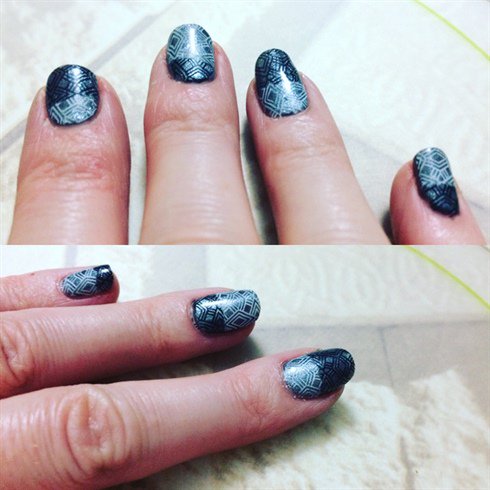 Gel Stamping nailartgallery.nailsmag.com/vanessissima/p… #NailArt