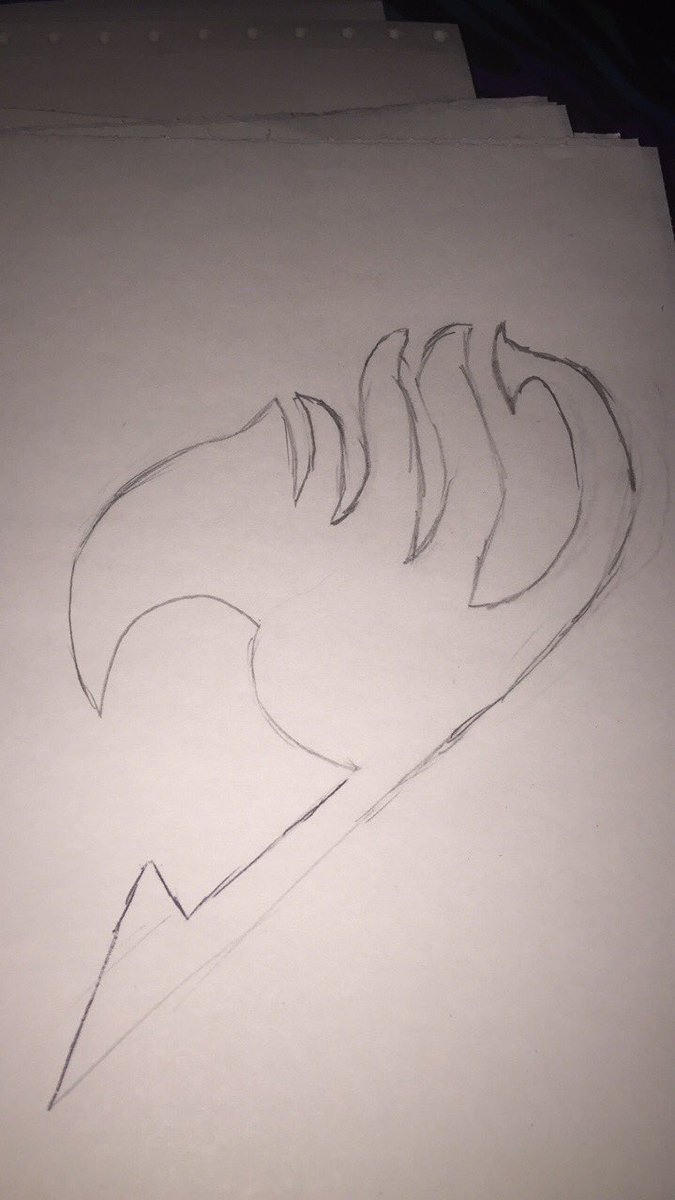 KurietaAoNeko's tweet photo. Fairy tail mark sketch https://t.co/PP2ObT2xzF