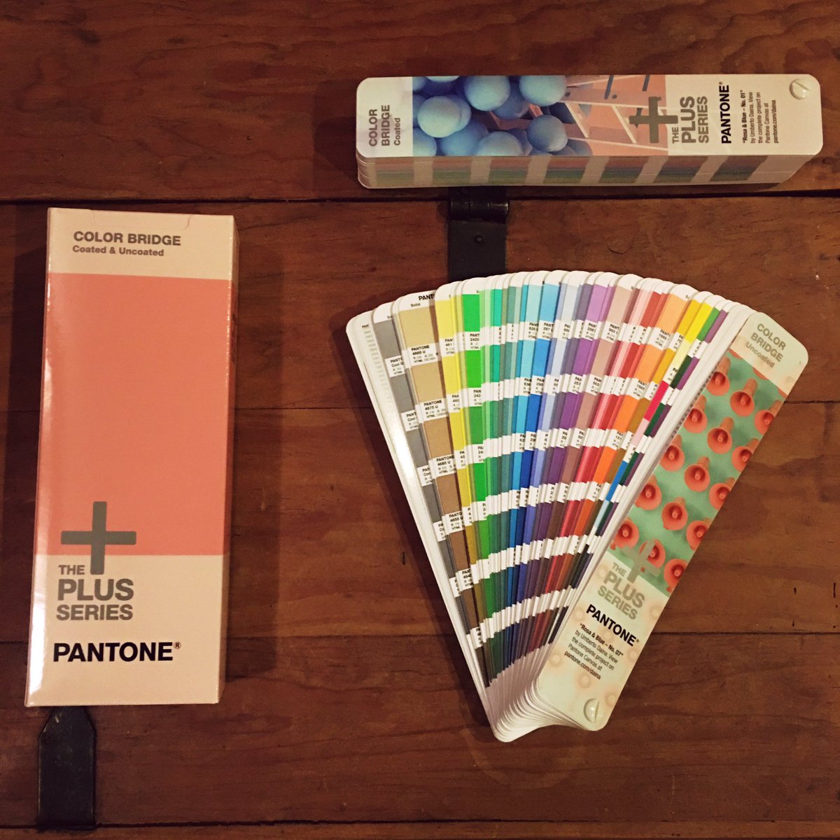 pantoneador's tweet photo. The @USPS delivered my @pantone #colorbridge box from @amazon, but the paper quality i... https://t.co/EcpIzjjinD https://t.co/Ir5yWxD5EF