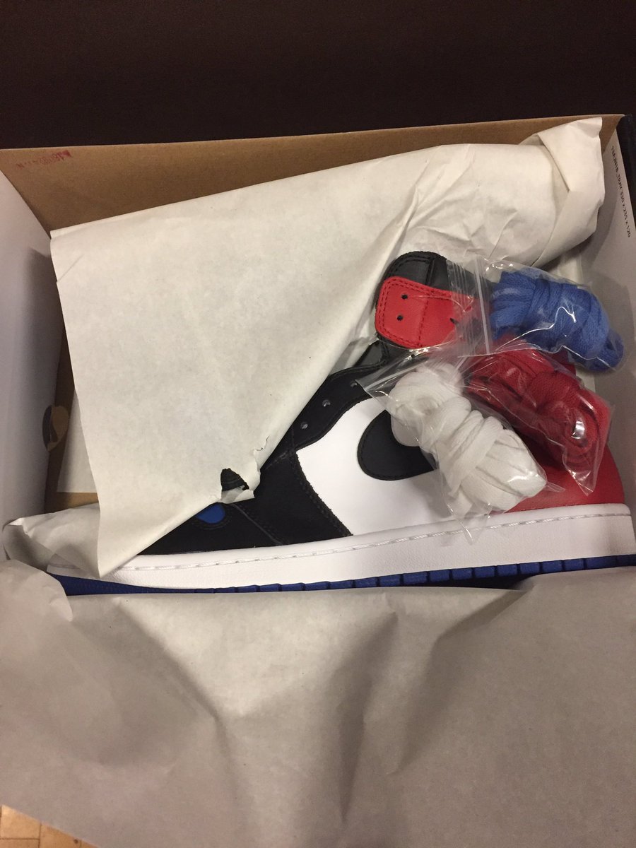 shoeconnect101's tweet photo. Size 11 best offer @Deadlaced https://t.co/paL19FiXXM