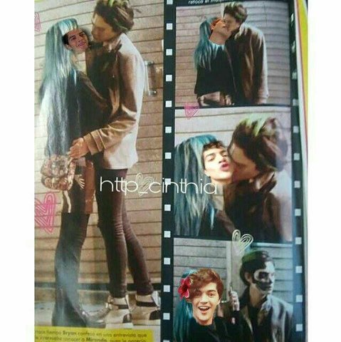 jalonsoislife9's tweet photo. Ya calmen tanto alboroto las fotos de Bryan y Miranda son fake, aquí estan las reales :v #LiberenACD9 https://t.co/uh0Dk3LRrA
