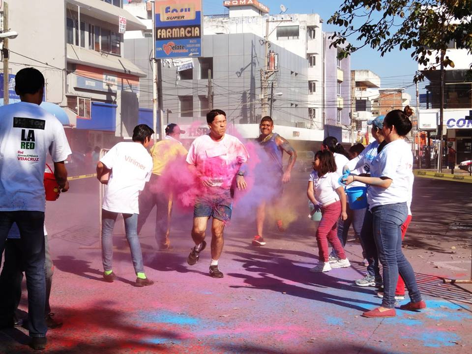 PRTransformando's tweet photo. ¡Éxito total #TheColorRace! ¡Gracias #PozaRica por hacerlo posible!. Mas de 500 familias disfrutaron una mañana de sana convivencia https://t.co/aDi9eJYbxL