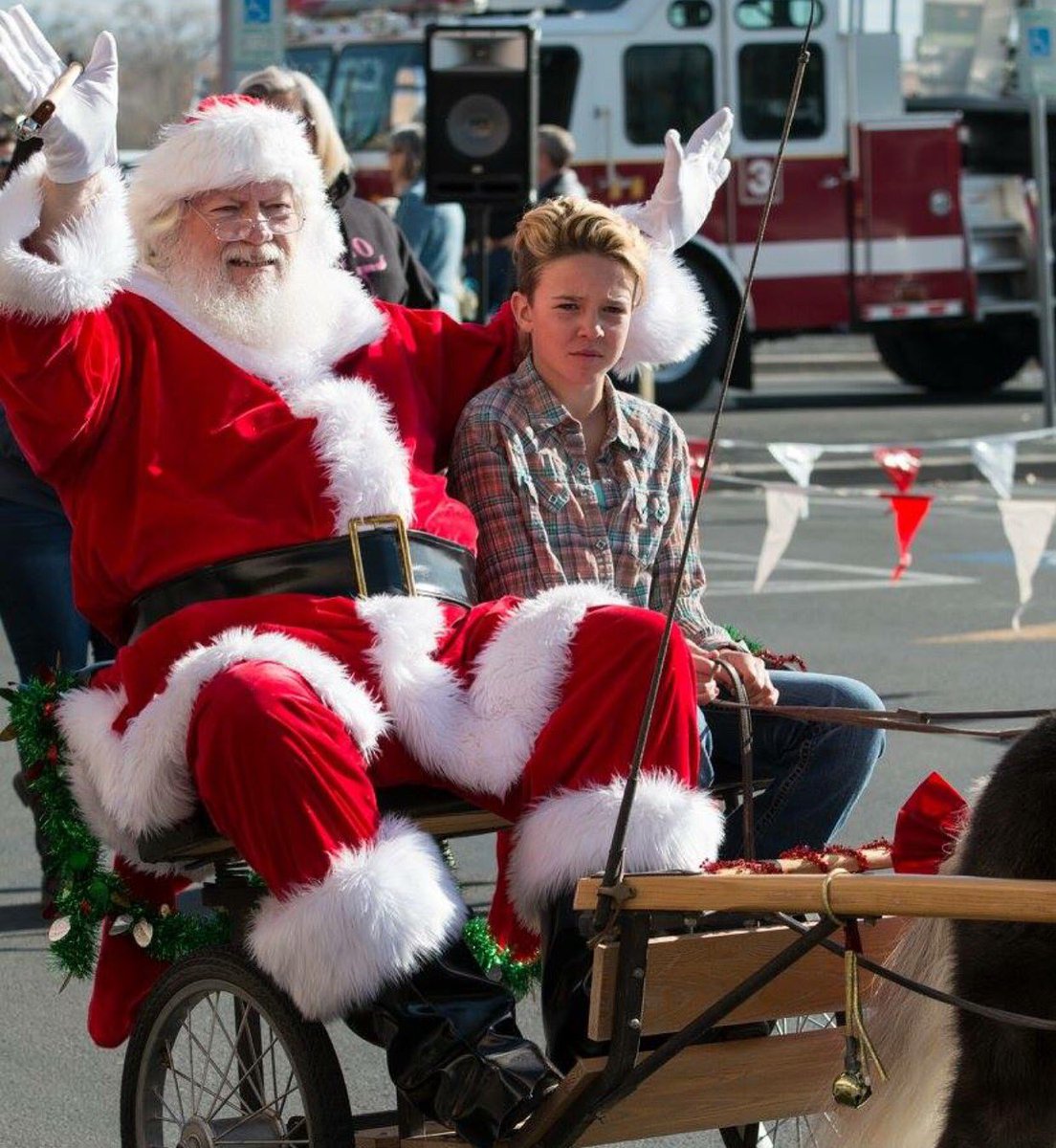 mra_nev's tweet photo. Santa arriving at @ShoppersSquare in Reno for the Xmas parade!! https://t.co/xD5A1FhJyd