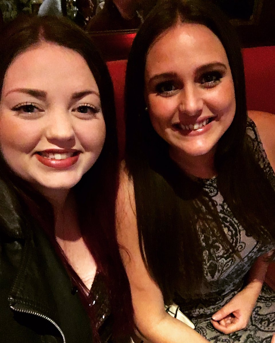 devonhewett96's tweet photo. Extended family are the best.. #otherhalfssister #family #extendedfamily https://t.co/rnsItCeNTg