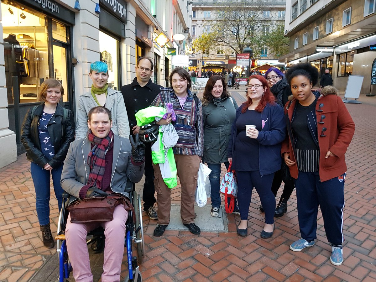 brum_bi_coffee's tweet photo. Another successful @brum_bi_coffee ☕🍰🍩A big thank you to the staff of the @TheLoftBrum for welcoming us. #bisexual #birmingham #brumbigroup https://t.co/E1PlL5LkOE