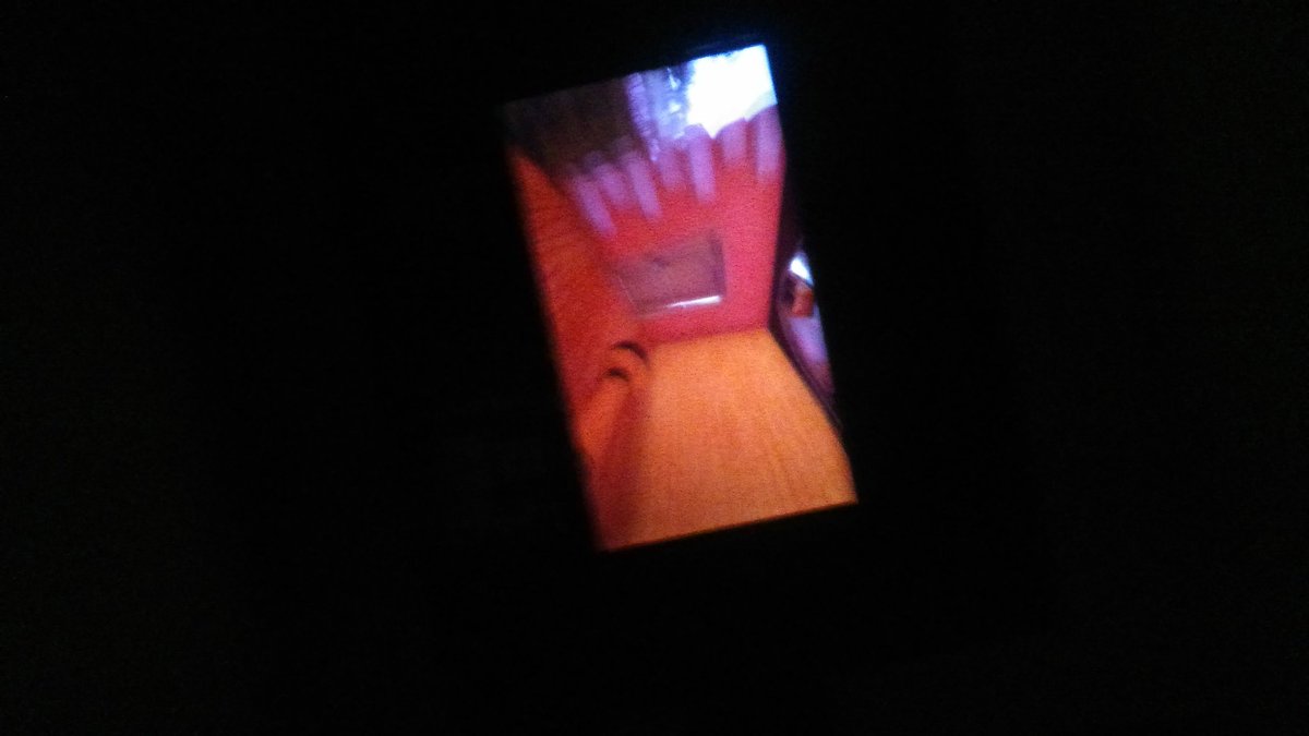 段ボール映画館