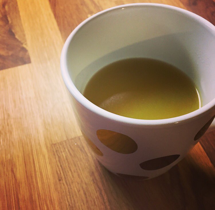 amby5667's tweet photo. Stuffy nose so I'm sipping on some hot Epic bone broth. Let the healing begin 🙏🏻 https://t.co/1HiUYmlH0L