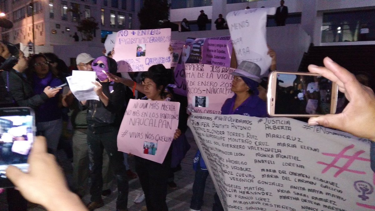enmaobrador's tweet photo. Asi estuvimos #25Nov2016 #VivasNosQueremosNaucalpan https://t.co/x14l5elFxL