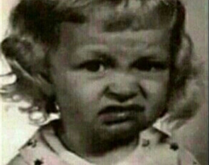 amyar1993's tweet photo. #افضل_قهوه_بالنسبه_لك

ولا قهووووة كلها بانووواعها اكرهها الله يديم النعـمة 😶😶😶 https://t.co/IC0XWHT02p