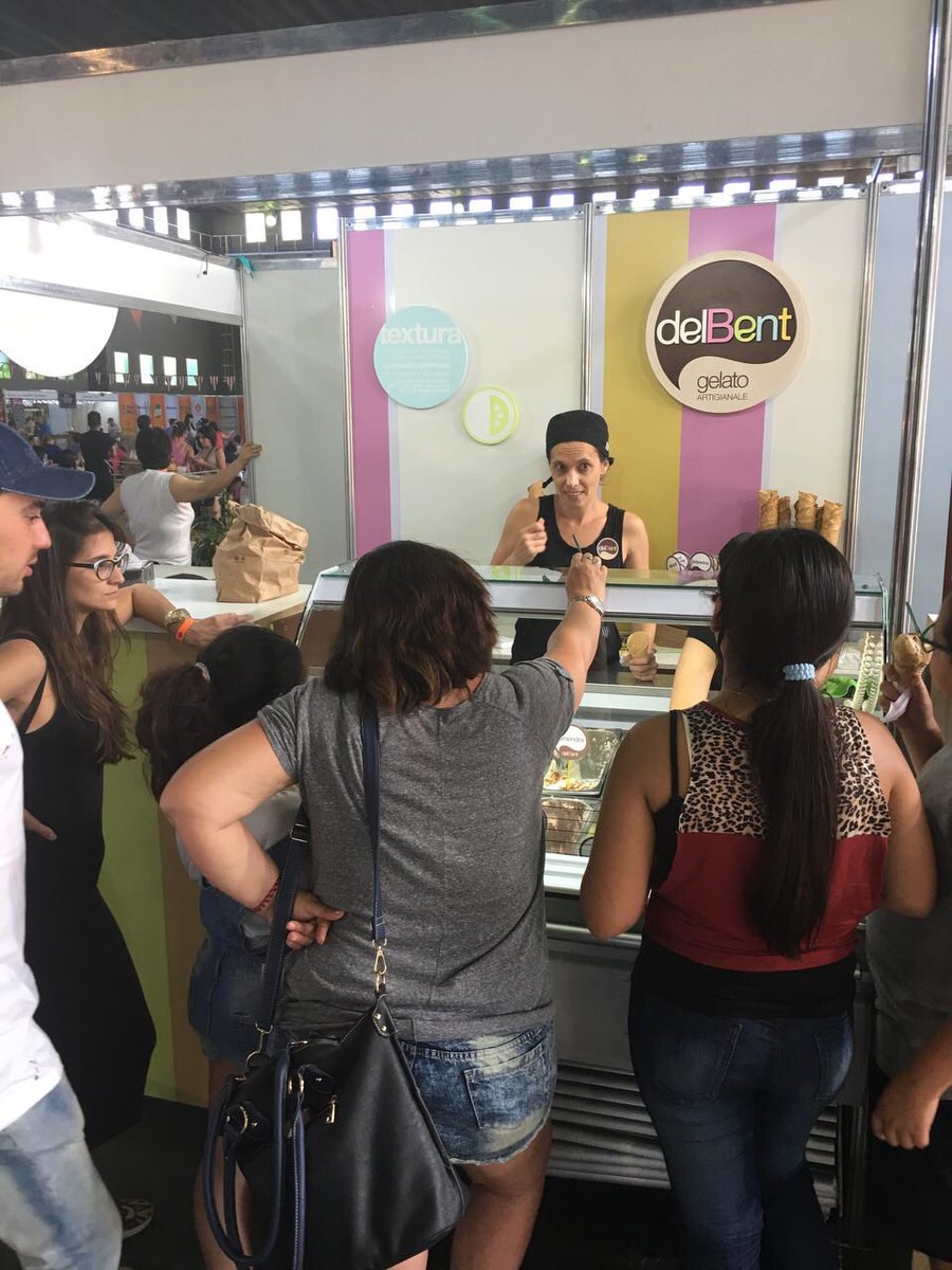 delBentGelato's tweet photo. ¿Algo más lindo que domingo pre feriado? Si, mañana #delBent en la #expochef. (Local Villa Allende cerrado) https://t.co/kil6hb81m4