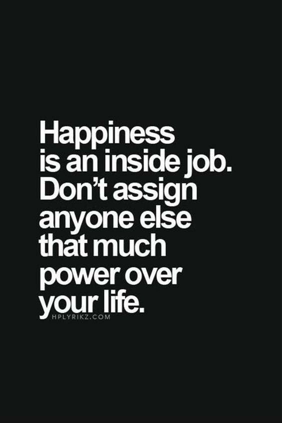 JustG62's tweet photo. Find reasons to smile. #ThinkBIGSundayWithMarsha #survivingtoday https://t.co/dOLSK7uuyr