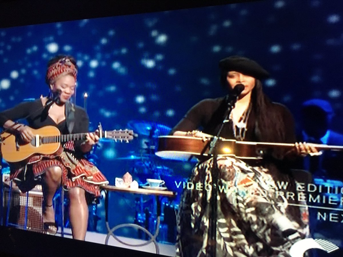 SherriWrites's tweet photo. .@fatbellybella w/these acoustic versions of #ItAintNoFun &amp; #BackThatAzzUp LAWD!!! 😂😂😂#SoulTrainAwards https://t.co/BROEVjViaW