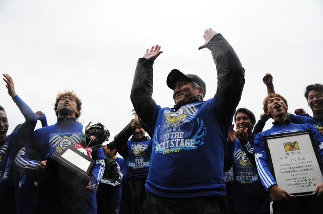 サッカー ユニフォーム 作成 安い