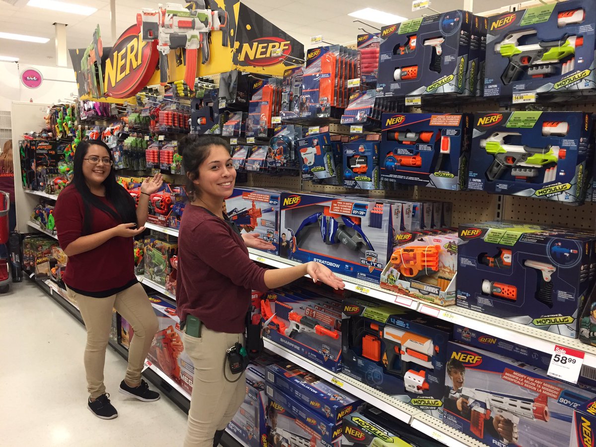 austinghawes's tweet photo. The #T2609 toys team has the zone dialed and ready for the rest of #winQ4 !  Keep the sales coming! @schendeeezy https://t.co/UxeS2vtbR1