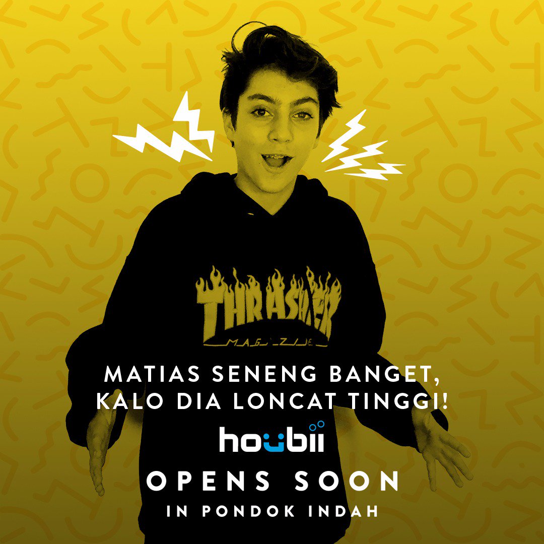 Ayo, siapa yang bisa loncat lebih tinggi dari Matias? #HoubiiJakarta #JumpFunWithHoubii #ExperienceHoubii #JoinTheMovementNation