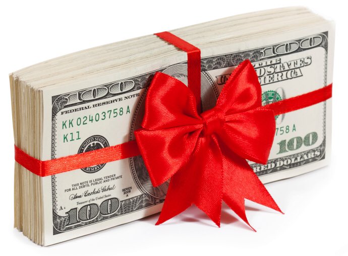 BeASprucer's tweet photo. #BenefitsofSprucer

Save money by exchanging instead of buying new! 
Spend more on family, while still sprucing up

#HolidayHack #RVA https://t.co/r82GdSVvcN