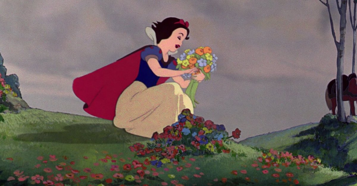 белоснежка вики. белоснежка из уолт диснея. белоснежка с яблоком. белоснежка и принц дисней. белоснежка и эппл.