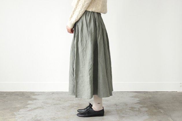 Claska A Twitter 新着商品 流行に左右されない 普遍的で気持ちの良い服 大人気の ヂェン先生 の日常着 に 秋冬も楽しめる厚地のロングスカートが加わりました 独特のボリューム感が魅力です ブラック グレー ネイビーの3色 T Co Hla8sbgkrr Claska A Twitter 新着商品 流行に左右されない 普遍的で気持ちの良い服 大人気の ヂェン先生 の日常着 に 秋冬も楽しめる厚地のロングスカートが加わりました 独特のボリューム感が魅力です ブラック グレー ネイビーの3色 T Co Hla8sbgkrr