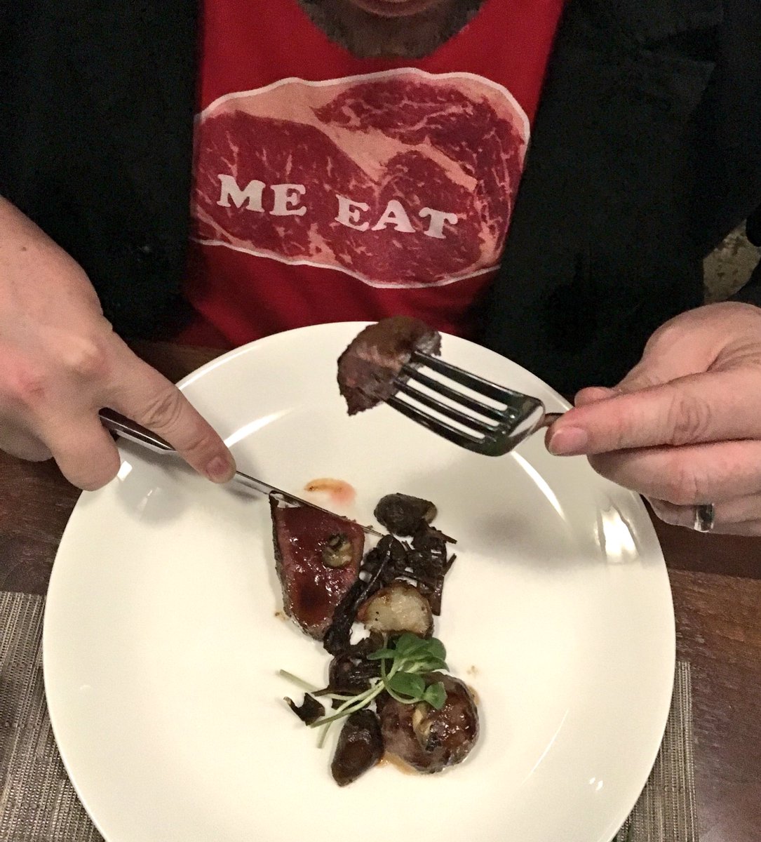 whatDMClikes's tweet photo. ...bears & hares & deers...oh what a wild night at #canoewild @CanoeRestaurant #food #wine https://t.co/zNGMystBhq