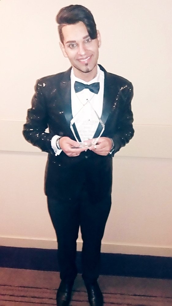 skanderle55's tweet photo. Male slimmer of the year runner up winner 2016 @CambsWeightPlan https://t.co/qLCCFLi9E5